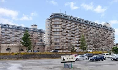 温泉観光地としてにぎわう「草津温泉 大東舘」が調理スタッフを募集します。