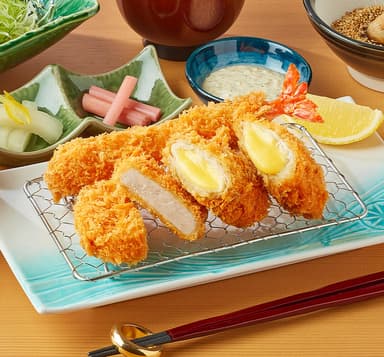 とんかつ新宿さぼてん」で店長へ。独自の研修と明確な昇格制度で、向上心に応えるキャリアをご用意！