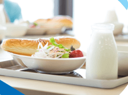 学校給食を仕事にしてみませんか。子どもたちの健康を食事で支えるやりがいのある仕事です。