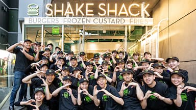 スタッフとのコミュニケーションを大切にしながら業務に取り組んでください