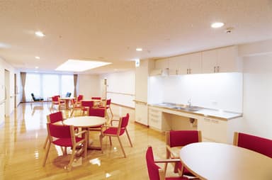 計画生産を導入しているため、急な大量調理に追われることなく、スケジュール通り落ち着いて作業できます。