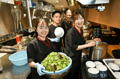 東京駅・グランスタ東京に新店舗オープン！経験を活かして調理スタッフとして活躍しませんか？
