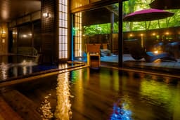 歴史と風格が漂う『山中温泉 河鹿荘』で、新たなキャリアを。