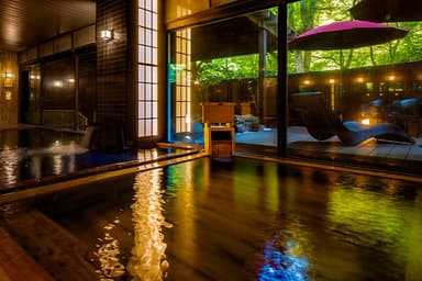 歴史と風格が漂う『山中温泉 河鹿荘』で、新たなキャリアを。