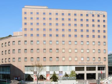 和洋問わず多彩な調理経験を積めるホテル勤務。