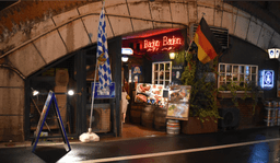 世界的な名物ビールと華やかな旬のドイツ料理を届ける、レトロで楽しいお店です！