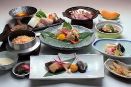 イベントやメニュー開発にも携われる環境で、あなたの料理が誰かの特別なひとときになります。