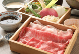 業態未経験の方も歓迎。和肉、鮮魚の扱いを学びませんか。あなたのチャレンジを最大限にサポートします。