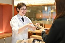 販売や接客サービスの経験を活かしてご活躍を◎月給31万円～37万円