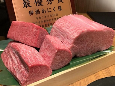月給45万7321円～！日本が誇る「和牛」「酒場文化」を広めて下さるエリアマネージャーを募集！