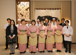 ゲストの心あたたまる接客をお願いいたします。