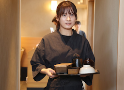 鰻の卸問屋から始まり、和牛、マグロ、ジビエなどの卸業を手掛けながら、飲食事業を展開する成長中企業！