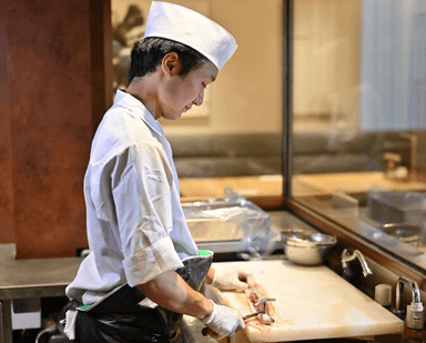 飲食店での調理経験があれば年数・ジャンルは不問です！質の高い料理人へと成長したい方はぜひ。