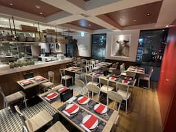 2025年10月になんばに新店オープン！4月にはベトナム進出し、5年で20店舗を目指します。