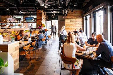 当社がアメリカで展開している各店舗でストアマネージャー候補として活躍しませんか