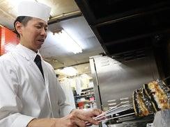 伝統の鰻料理を基礎から学べる◎蒲焼きや白焼きの技術を未経験から丁寧に習得！