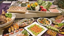 四季折々の自然に囲まれたリゾートで調理スキルを磨く