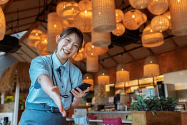 未経験でも安心のチーム体制あり！はじめての飲食勤務は、PISOLAでデビューしませんか？