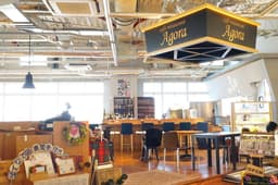 全国に50店舗以上を展開する多角経営企業が母体のため、安定した経営基盤のもとで安心して働けます。