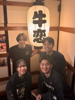 “食べるプロテイン”として人気。牛恋の代名詞となる赤身焼肉を提供しています。