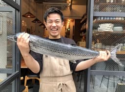 伊豆の旬の食材と向き合い、この土地ならではの一皿を生み出します。
