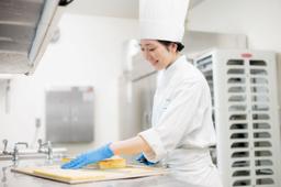 メンバーは20～30代が中心！チームで支え合う明るい職場。