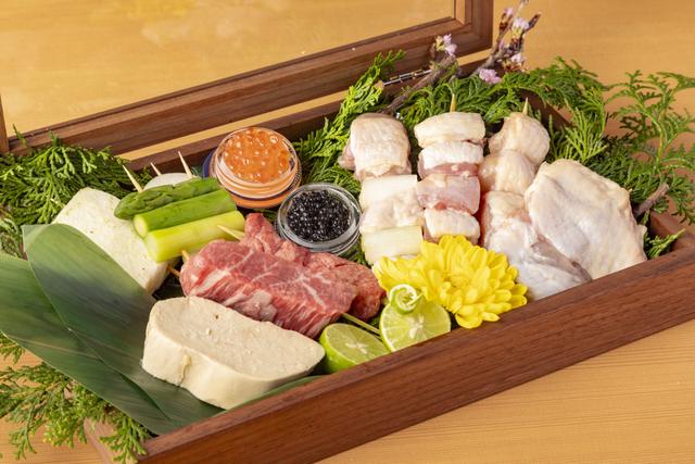 ＜月給40～60万／前職給与考慮／入社祝金10万円／長期休暇可能＞【銀座の至高の焼鳥店の調理スタッフの募集】☆インセンティブ充実！年収1,000万円もめざせる☆