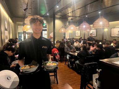 夢を追いかけ渡米したスタッフも在籍！日本料理の技法を取り入れた“和風ラーメン”文化をアメリカに届ける