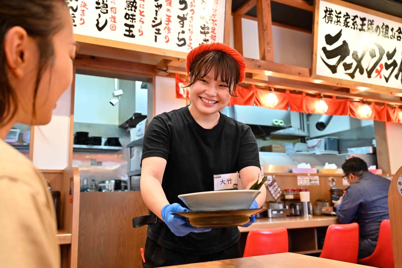 毎年30～40店舗の出店！拡大の分だけポジションも増えていくので、おのずと成長チャンスも増えます。