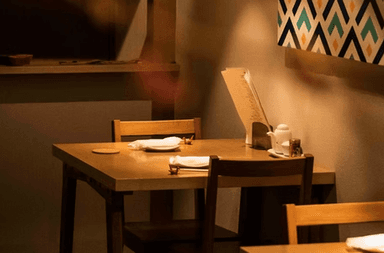 「花街ノ酒場 TORA」がスタッフを募集します