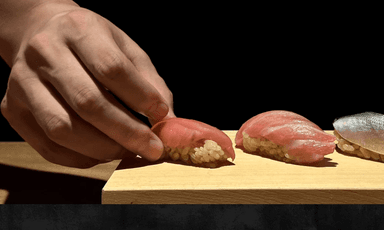 会員制「鮨 りかく」が調理スタッフを募集します。