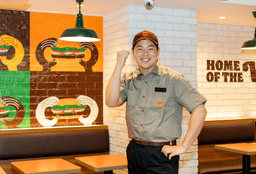 世界でトップクラスの高い成長率を誇る「バーガーキング」。国内約80店舗ペースで出店する計画です！