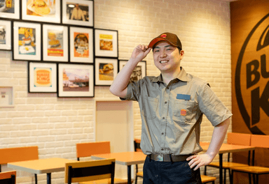世界ブランド「バーガーキング」で店長として活躍しませんか。あなたが望む未来を応援します。