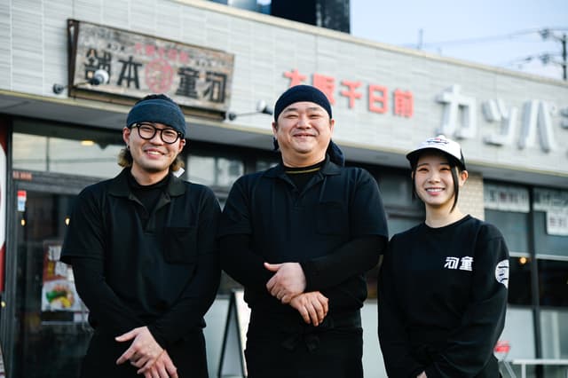 【月給38万円以上】ラーメン経験者はもちろん、異業態からの転職も大歓迎、即高収入！残業もしっかり管理されているから、安心して働ける『河童ラーメン本舗』の店長候補