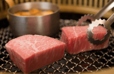 予約困難店「SATOブリアン」で手に入れる、一生モノの経営ノウハウ。のれん分け制度もあります。