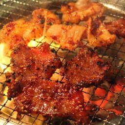 『焼肉 玄風館』または『玄風館 七輪家』 店舗スタッフとして活躍してください