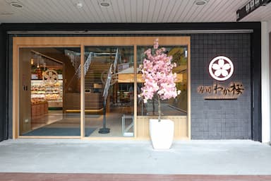 カルフォルニアでの出店拡大や他州への進出予定がある成長企業です