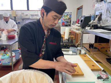 未経験スタートも多数。富山の食文化に触れながら、寿司職人としての第一歩を。