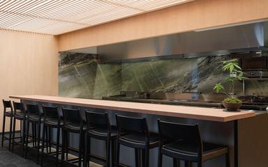 歴史ある祇園・白川沿いで、世界とつながる仕事を始めませんか？