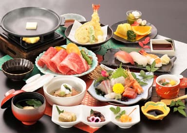 創業50年以上、地元に愛される和食レストラン『ながさわ』