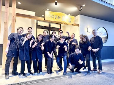 出店計画もあり、店長候補として経営スキルを身につける新メンバーを募集！