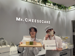 『Mr. CHEESECAKE』の常設店で販売スタッフ募集！記憶に残る接客をあなたの手で。
