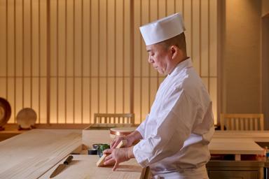 職人の手仕事を、もっと自由に。恵比寿で新しい寿司店が動きます。