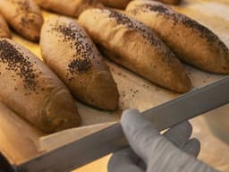 敷島製パン（Ｐａｓｃｏ）のグループ企業という安定した経営基盤があり、将来を見据えて長く働けます。