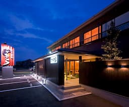経験を活かして、きちんとした環境でステップアップ。年4回の昇給チャンス＆明確な評価制度が自慢です。