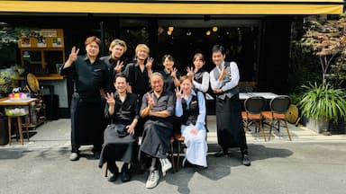 表参道駅チカの好立地にあるイタリアンレストラン『TRATTORIA 庭』でホールスタッフを募集。