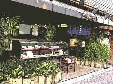 完全週休2日制で月残業10時間以内とプライベートや家庭での時間もしっかりと確保できます