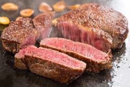 7月OPEN予定の高級炭焼きステーキ店で、シェフ（候補）を募集しています！