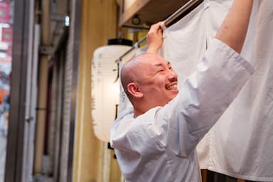 業界人も注目！全国から視察が集まる「肉の天満屋」ブランドの現場です。