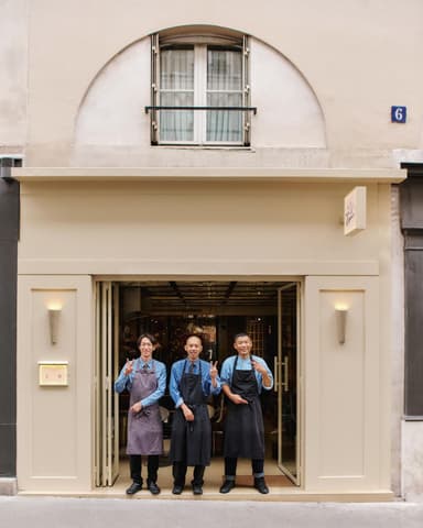 パリで高い評価を受ける日本料理店『BAR OMI』で寿司職人を募集します。